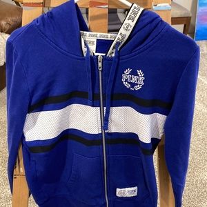 Pink hoodie small. Blue & white